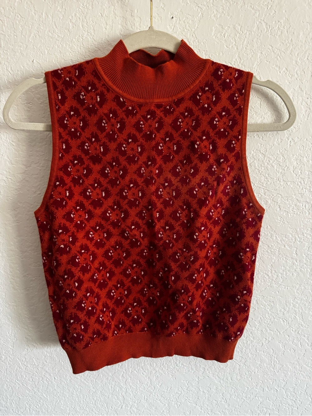 Cider Sleeveless Mock Neck Knit Top -l